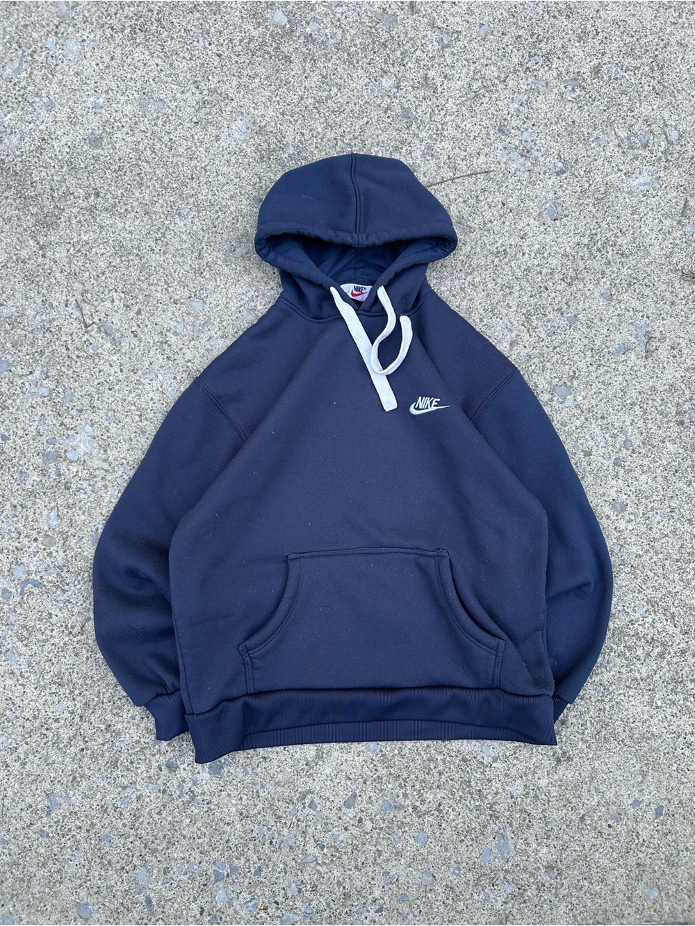Rare 90’s vintage ****BOOTLEG**** Nike Men’s Navy Blue Pullover Hoodie
